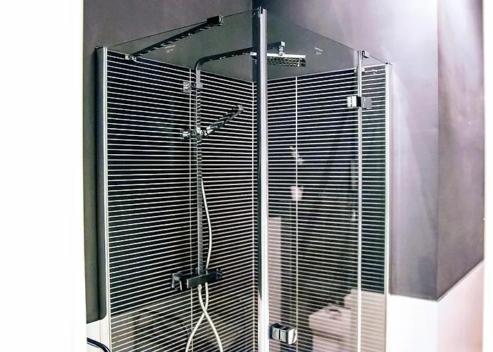 Apartment Yhome | Stylish Chic Turin