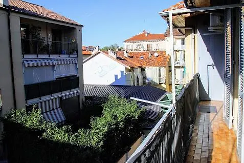 Apartment Yhome | Stylish Chic Turin