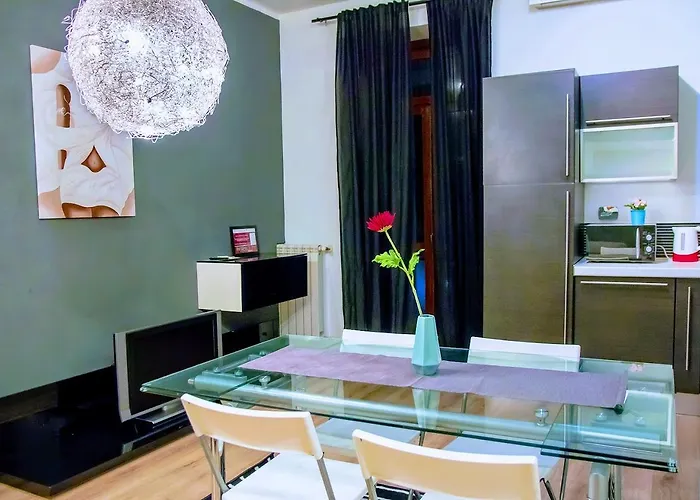 Yhome | Stylish Chic Apartment *