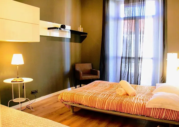 Yhome | Stylish Chic Apartment Turin