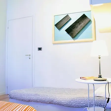 Yhome | Stylish Chic דירה טורינו