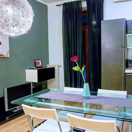 Yhome | Stylish Chic Apartman *