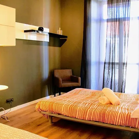 Yhome | Stylish Chic Apartman Torino